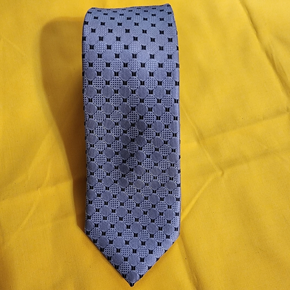Vintage Rico Tie, poly/silk.  Lt blue, 60x3 in, thin